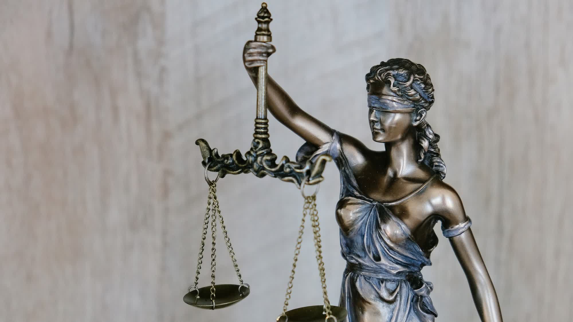 Lawyer faces $15,000 fine for using fake AI-generated cases in court filing
